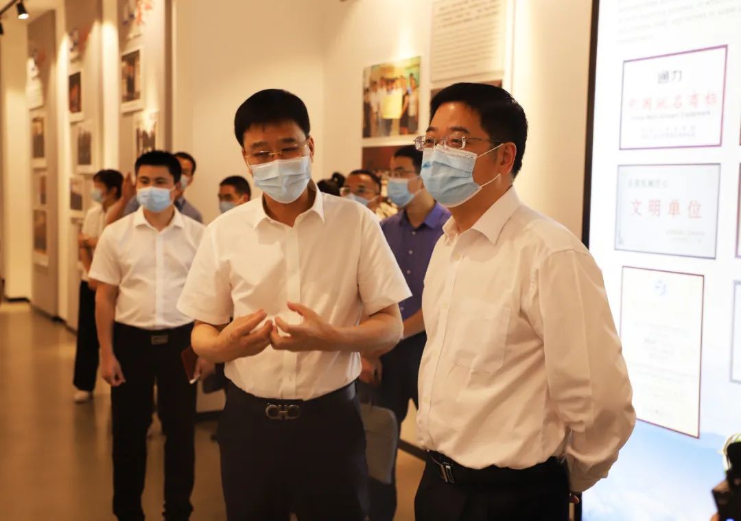 溫州市委常委、市紀(jì)委書記、市監(jiān)委主任張建明蒞臨通力科技調(diào)研